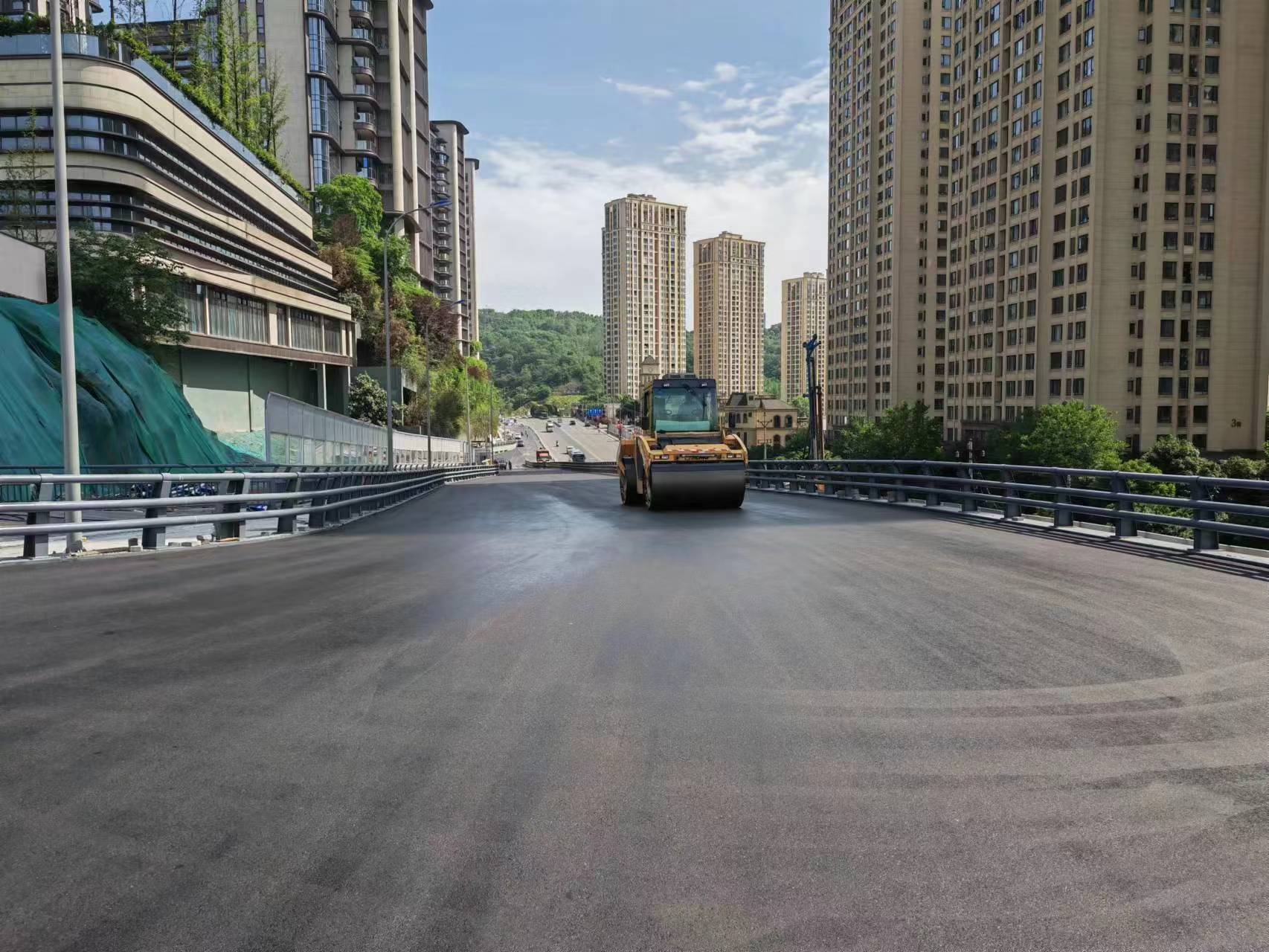 chongqingxingguangdadao1 (1)