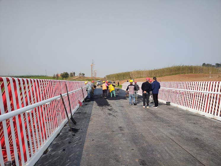 d13570435cbf8e1713272c3e499707a